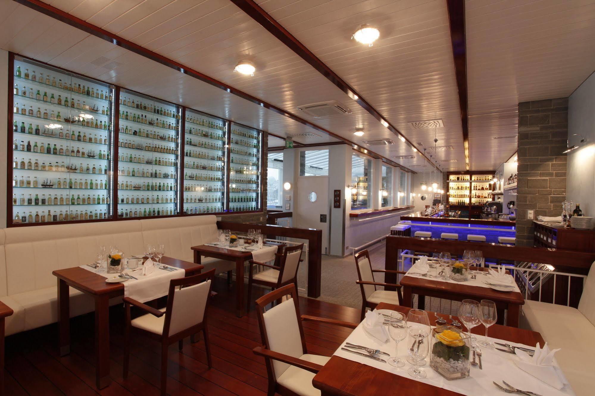 Holiday Hotel Yachtsport Resort Lago Maggiore Brissago Exterior foto
